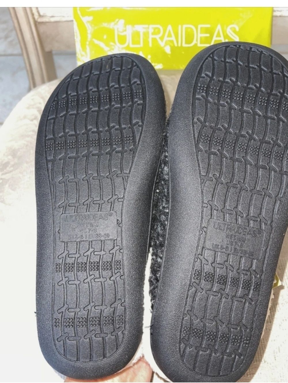 ULTRAIDEAS Women's Slipper with Memory Foam NWT Size 5/6 - Picture 4 of 7